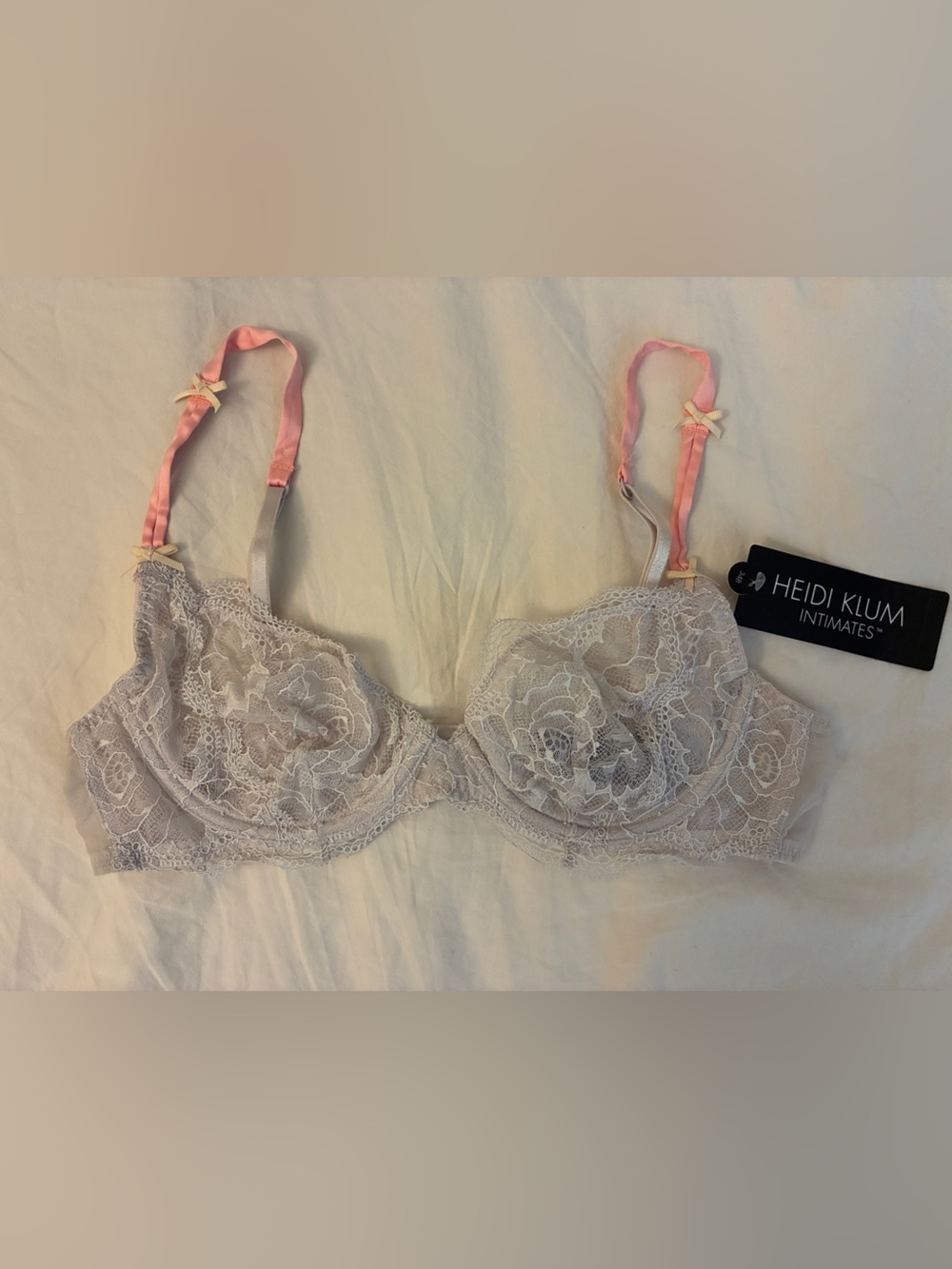 Heidi Klum Intimates Lace Underwire Bra in Light Gray with Pink Straps. Brand Ne